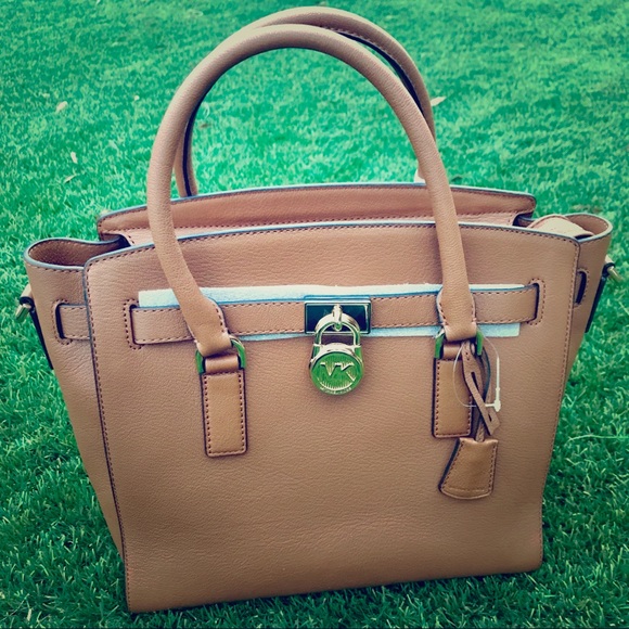 NWT Michael Kors Hamilton Satchel - medium - Picture 3 of 8